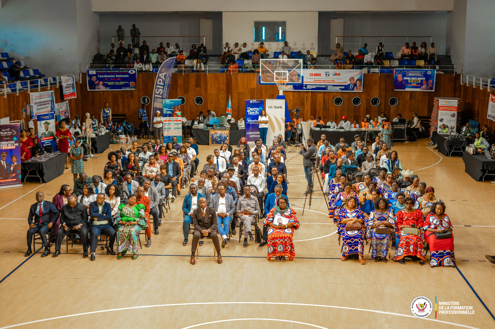 Formation professionnelle : lancement de la première Journée portes ouvertes des métiers à Kinshasa